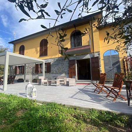 Ca' Degli Ulivi Relax Con Idromassaggio Lunigiana Vicino 5 Terre Apartment Agnino ภายนอก รูปภาพ